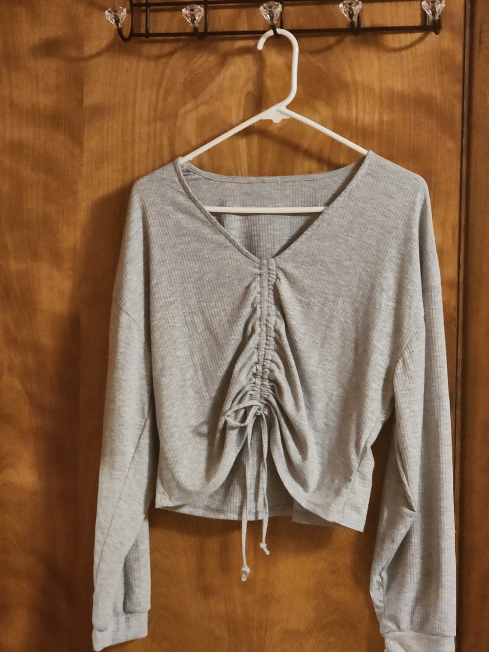 Light Gray Ribbed V-Neck Drawstring Crop Top - Picture 2 of 2